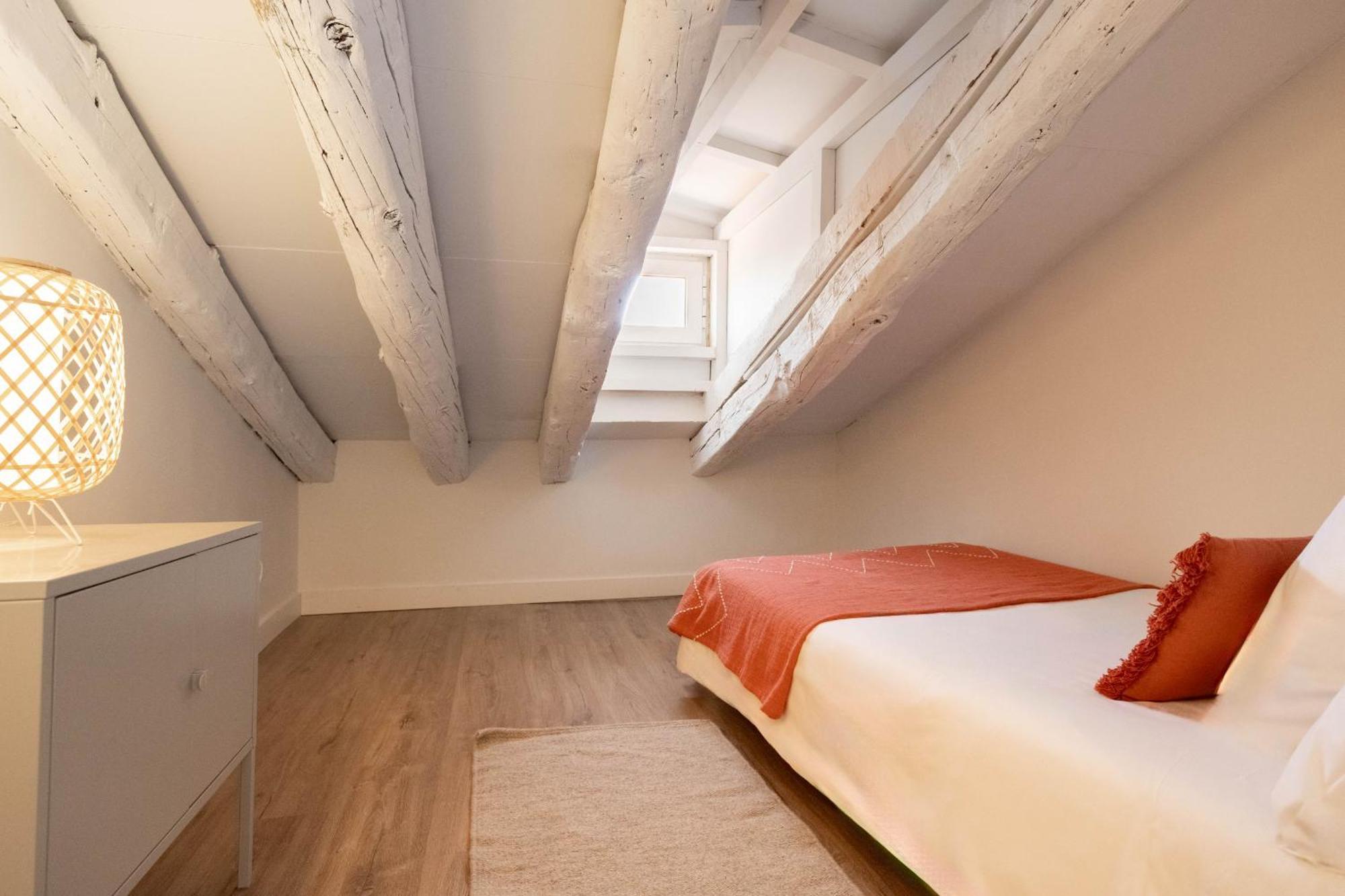 Apartamento Plaza Mayor Attic En Madrid Exterior foto