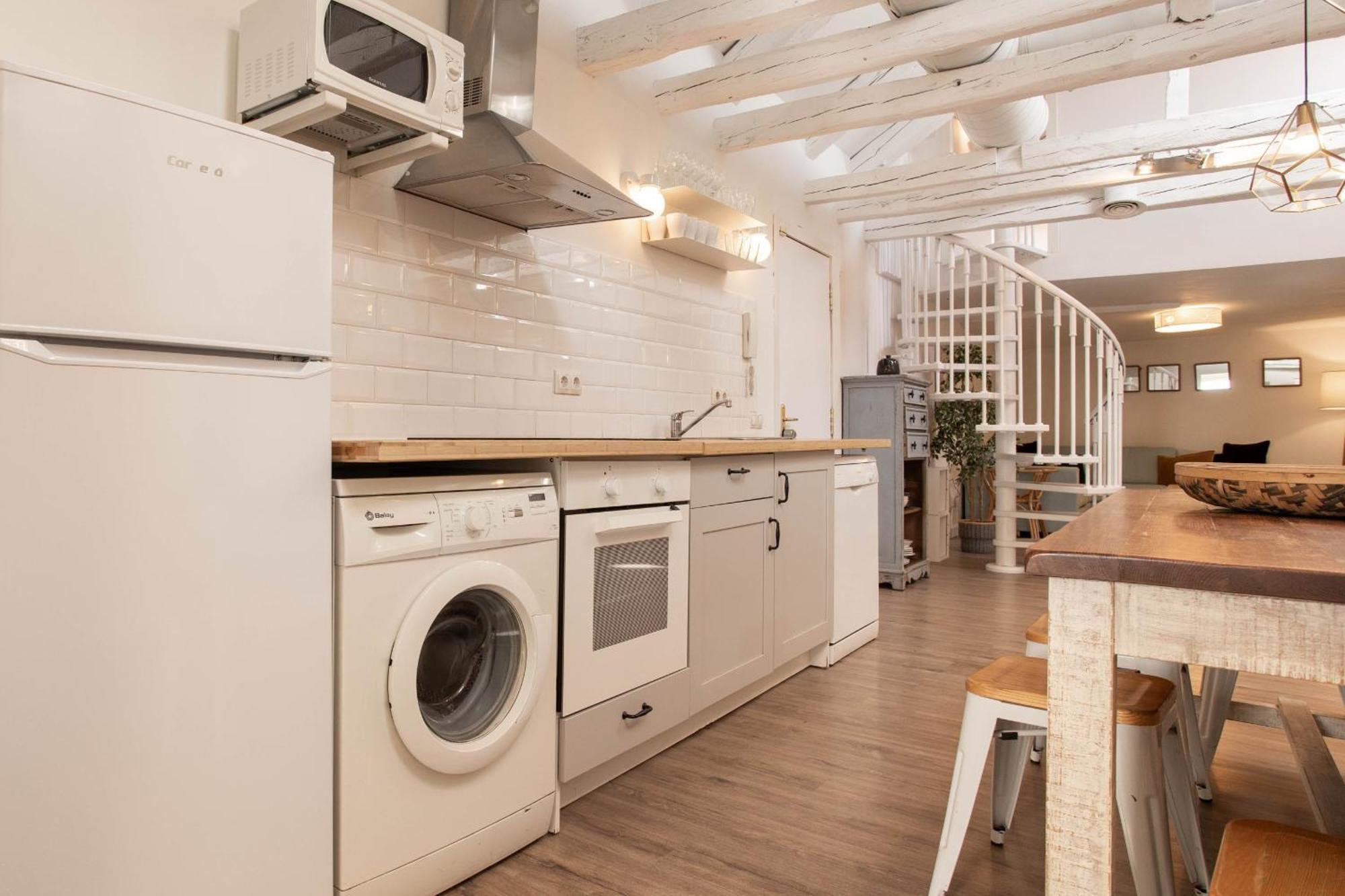 Apartamento Plaza Mayor Attic En Madrid Exterior foto